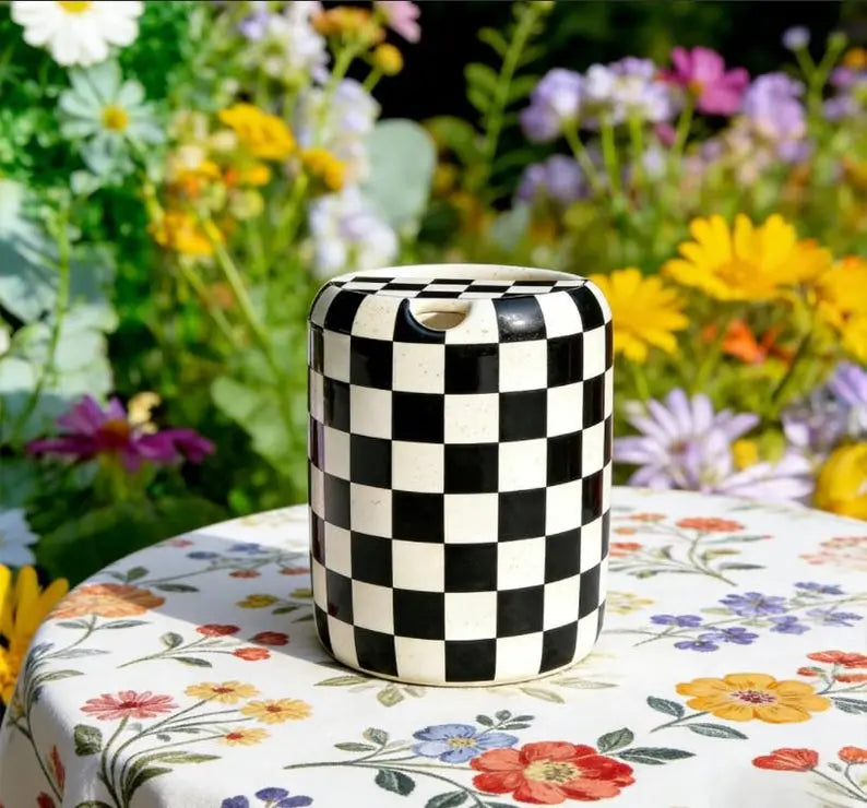 Black Checkered Ceramic Travel Mug with Spout – Handmade Coffee Tumbler, Leak-Free Sip Cup, Aesthetic Gift for Her (Copy)