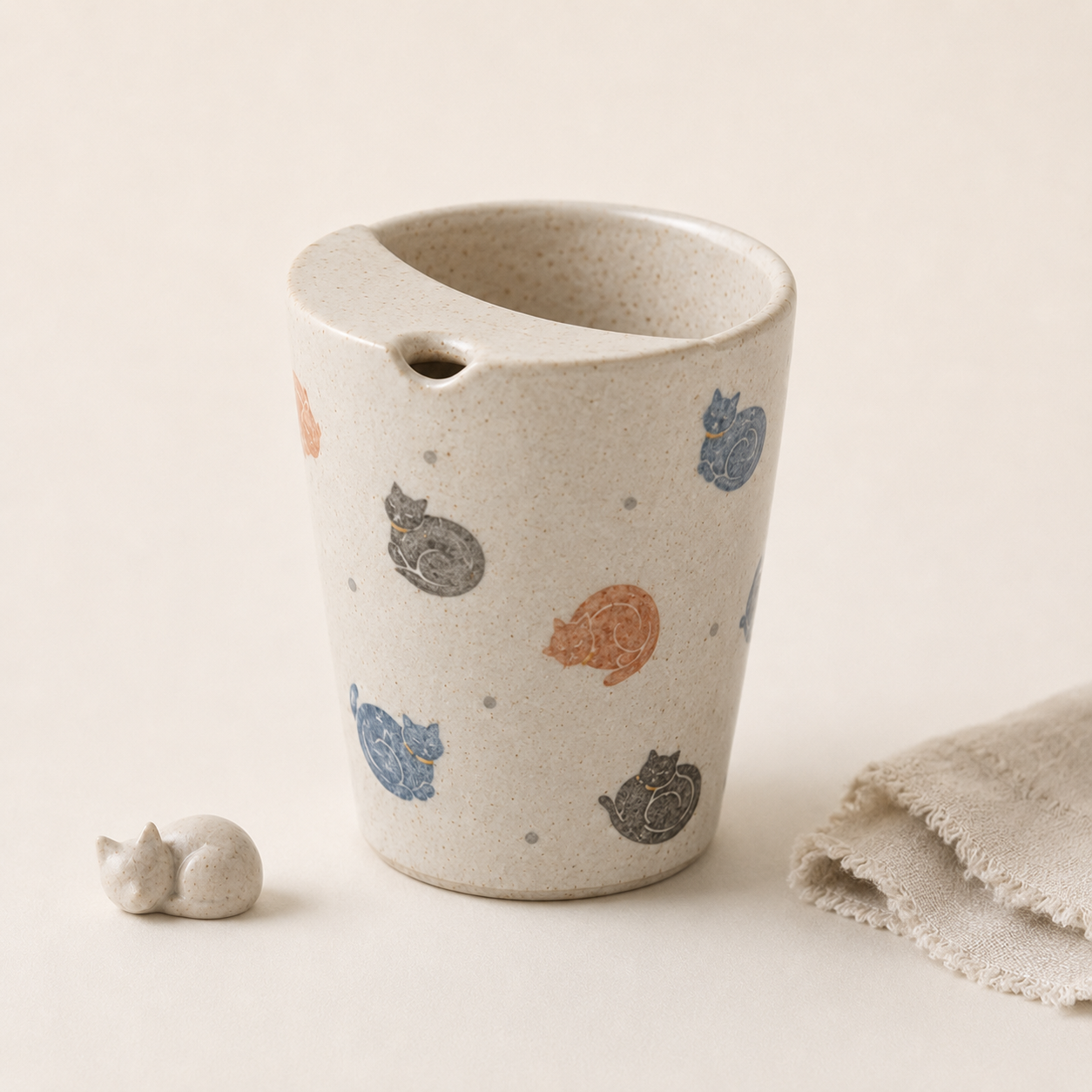 Hand-Painted Sleeping Cat Ceramic Travel Mug